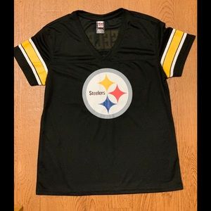 New w/out tags official NFL Steelers women’s large